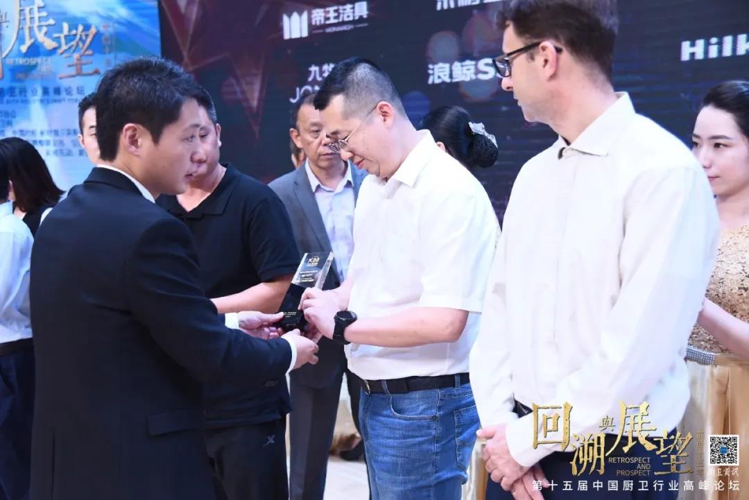 uu����������