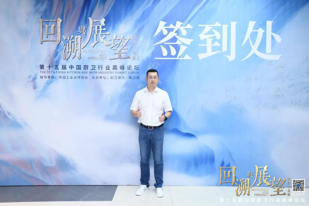 uu����������